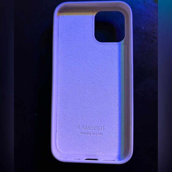 Selling iPhone case 12 pink with card wallet - Picture 2 of 3